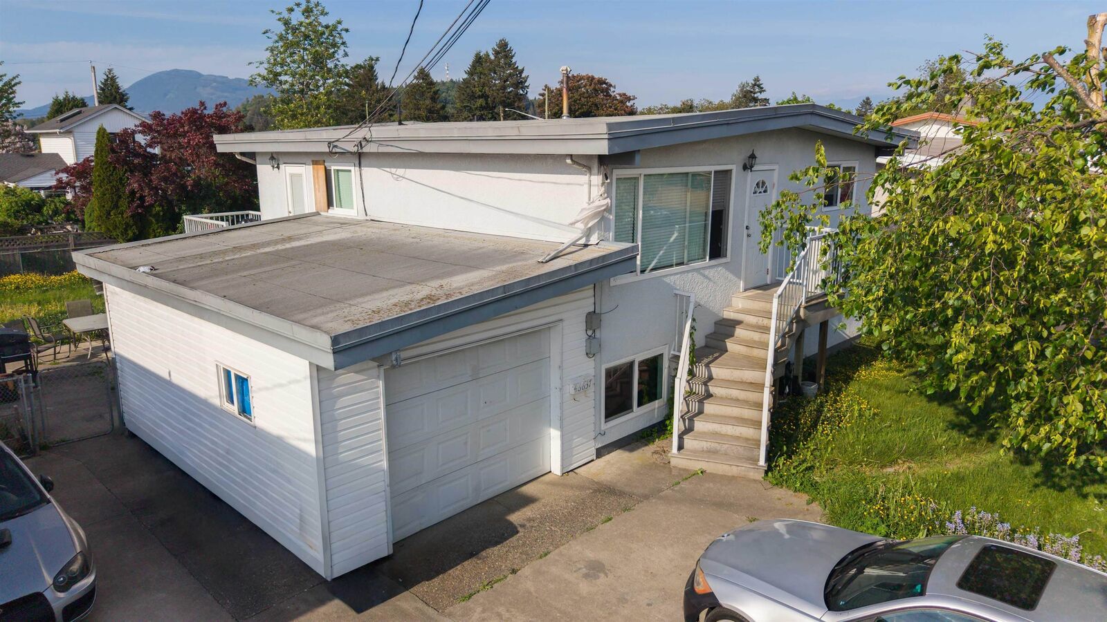 Property Photo:  46637 Andrews Avenue  BC V2P 2H9 