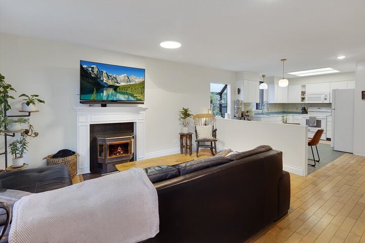 Property Photo:  1736 Langan Avenue  BC V3C 1K7 