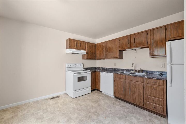 Property Photo:  2252 Avenue C  MT 59102 