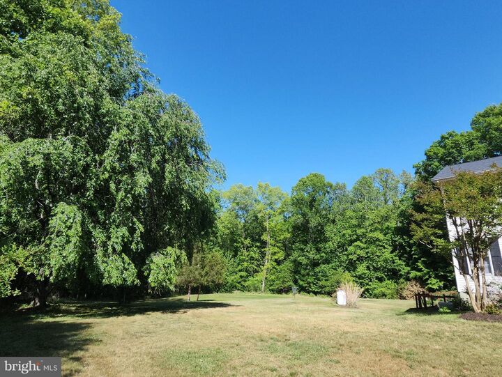 Property Photo: 5855 Julie Ct MD 20685