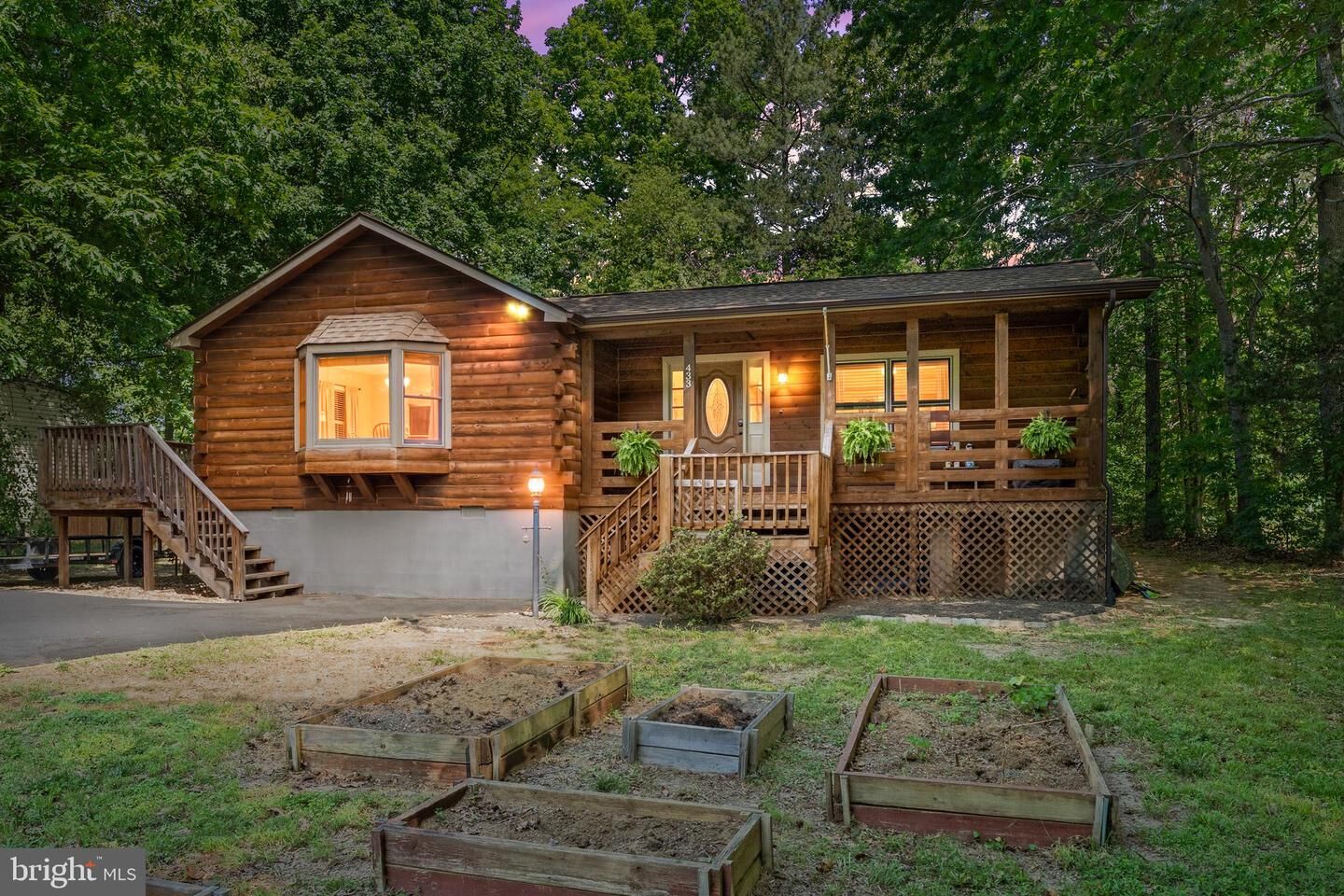 Property Photo:  433 Cornwall Drive  VA 22546 