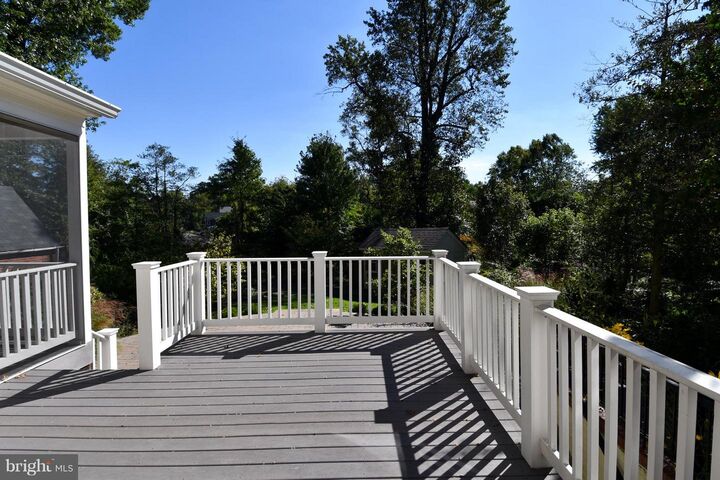Property Photo:  5250 26th Street N  VA 22207 