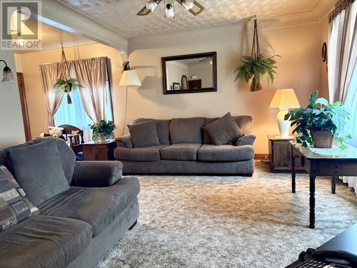 Property Photo:  25 Thomson Road  ON L3C 3N1 