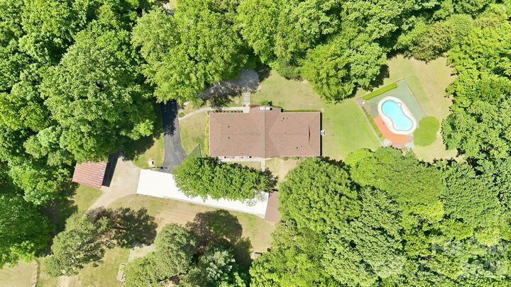 Property Photo: 855 Edmiston Road NC 28125