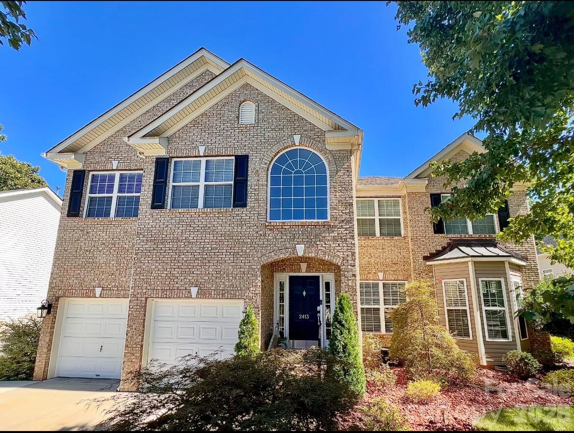 Property Photo:  2413 Merryvale Way N  NC 28173 