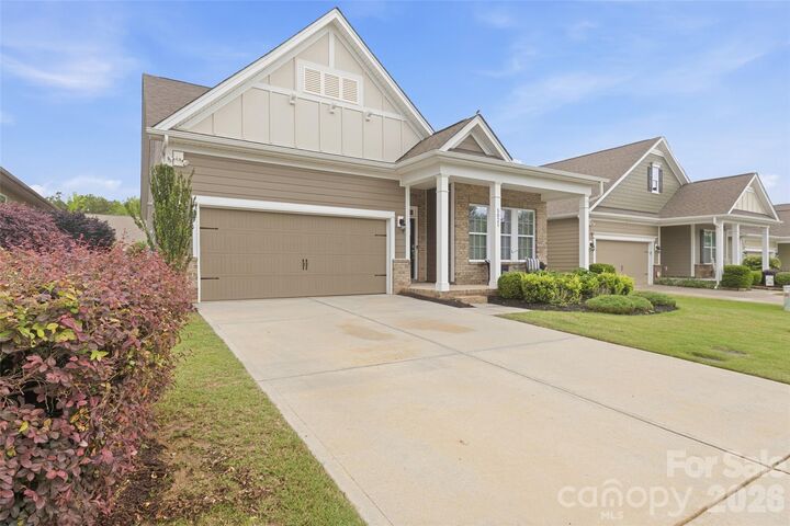 Property Photo:  5021 Lydney Circle  NC 28173 