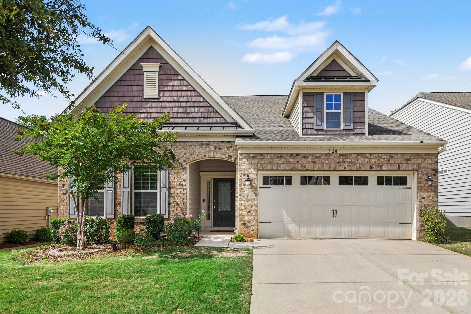 Property Photo: 728 Bearcamp Way SC 29715