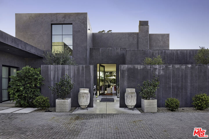 Property Photo: 6603 Dume Dr CA 90265