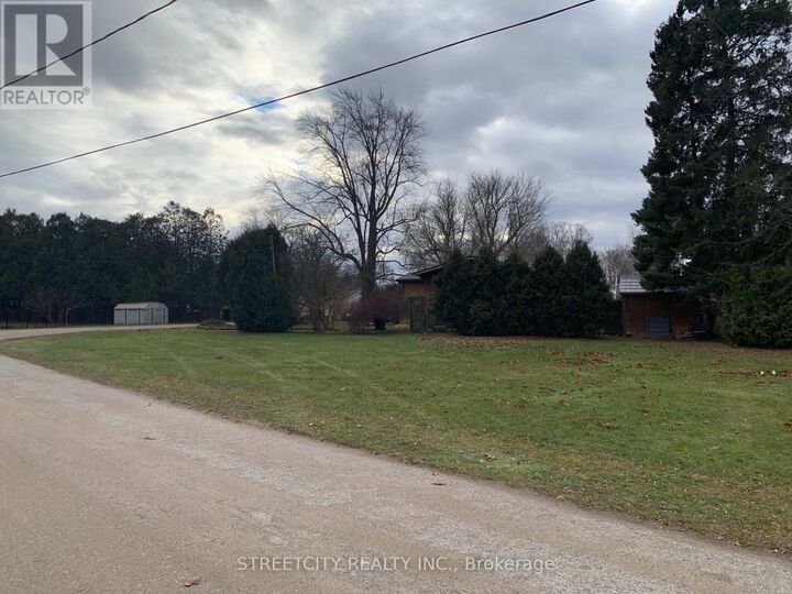 Property Photo:  124 Wellington Street  ON N0L 2N0 