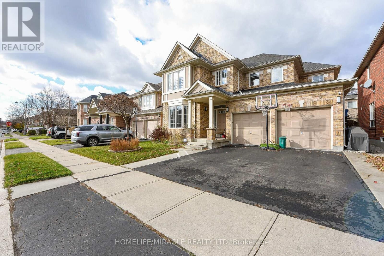Property Photo:  6 Mendoza Drive  ON L7A 3M3 