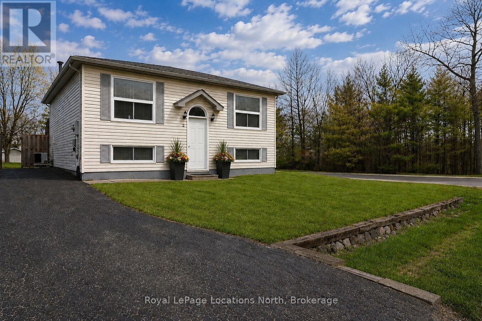 Property Photo:  2 Langevin Drive  ON L9Z 1C6 