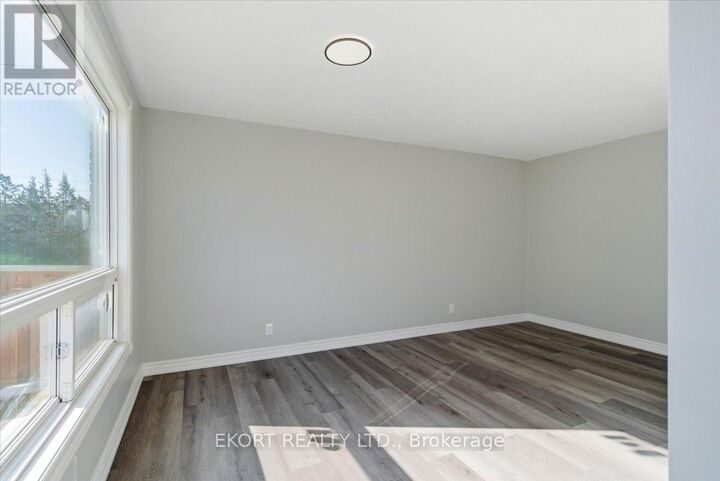 Property Photo:  17 Tracey Park Drive 27  ON K8P 4R4 