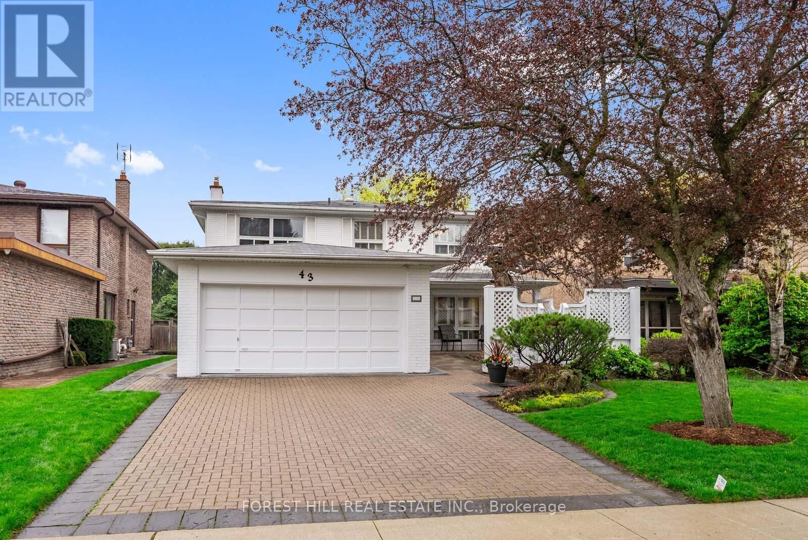 Property Photo:  43 Covewood Street  ON M2M 2Z2 