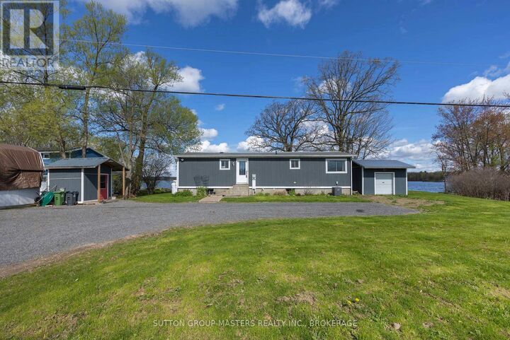 Property Photo:  800 Natureshores Lane 14  ON K7L 4V3 