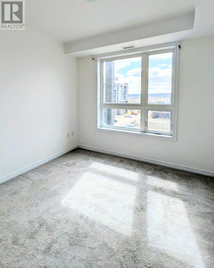 Property Photo:  125 Shoreview Place 435  ON L8E 0K3 
