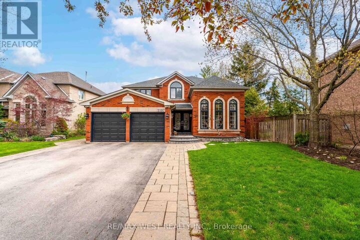 Property Photo:  2197 Shaftesbury Court  ON L6H 6C6 