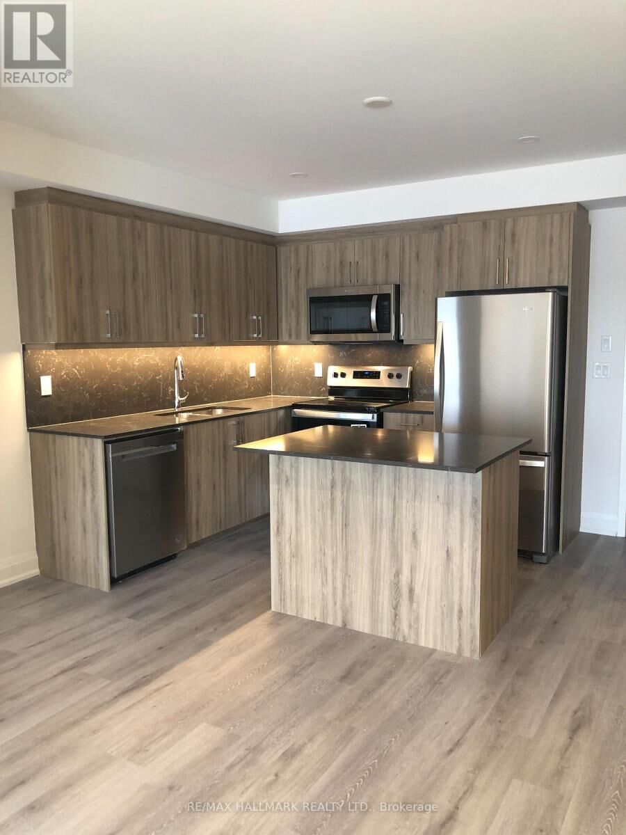 Property Photo:  58 Lakeside Terrace 602  ON L4M 0H9 