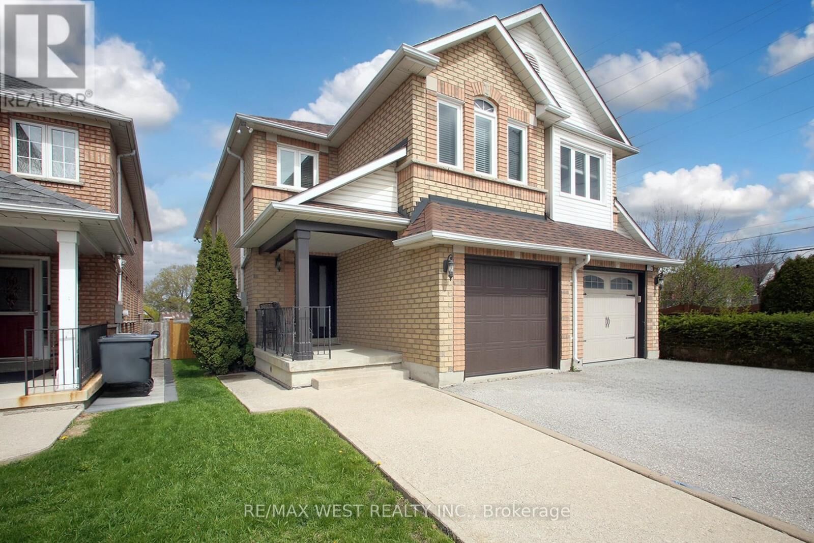 Property Photo:  115 Grapevine Road  ON L7E 2M6 