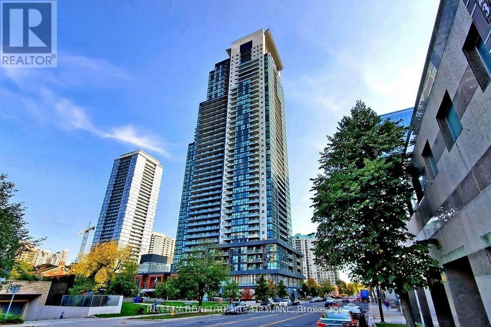 Property Photo:  5162 Yonge Street 1811  ON M2N 5P6 