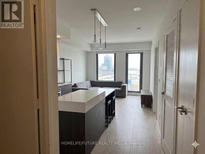 Property Photo:  12 Bonnycastle Street 810  ON M5A 0C8 