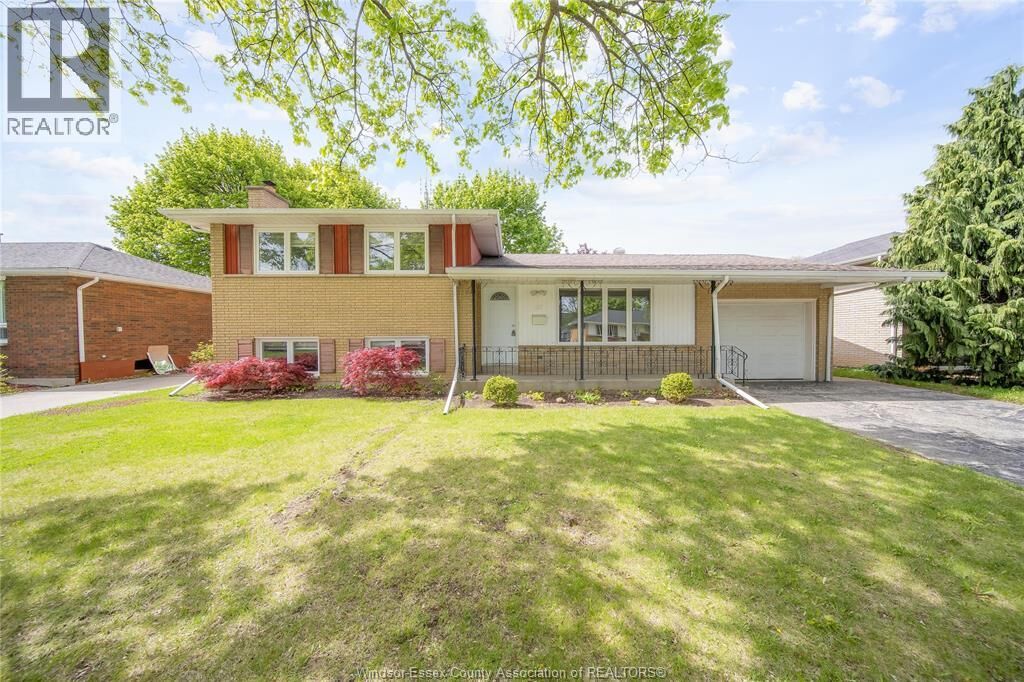 Property Photo:  133 Baldoon Road  ON N7L 1E2 