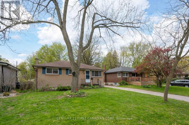 Property Photo:  33 Strathcona Drive  ON N5W 1P7 