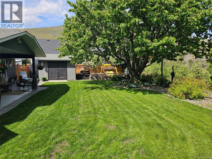 Photo de la propriété: 3221 Crosby Road BC V1T 4Z7