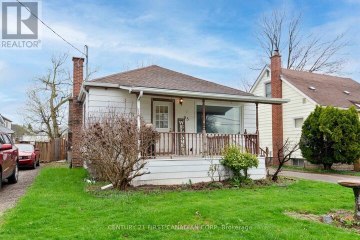 Property Photo:  65 First Avenue  ON N5R 4N3 