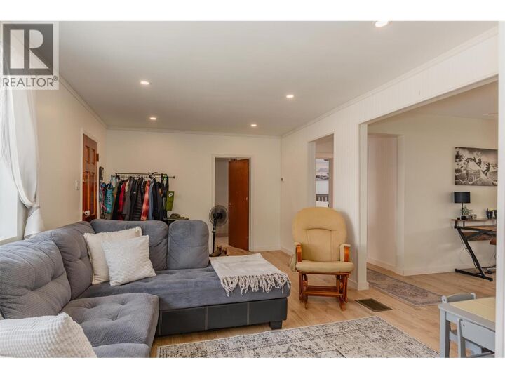 Property Photo: 1953 Plewman Way BC V0G 1Y0