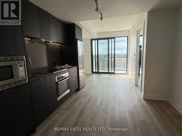 Property Photo:  3009 Novar Road 1612  ON L5B 0P9 