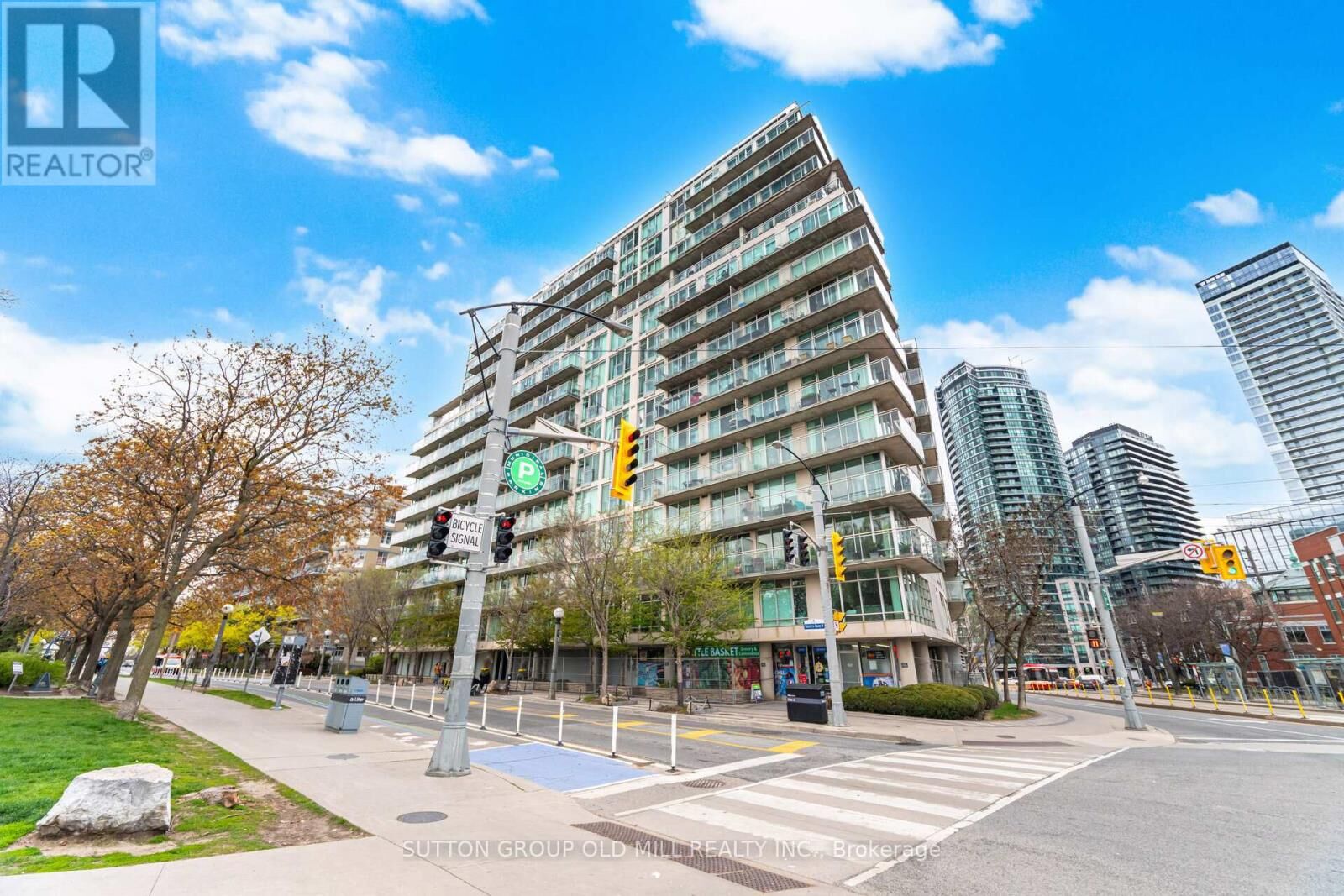 Property Photo:  650 Queens Quay West 909  ON M5V 3N2 