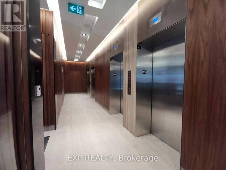 Property Photo:  125 Redpath Avenue 313  ON M4S 0B5 