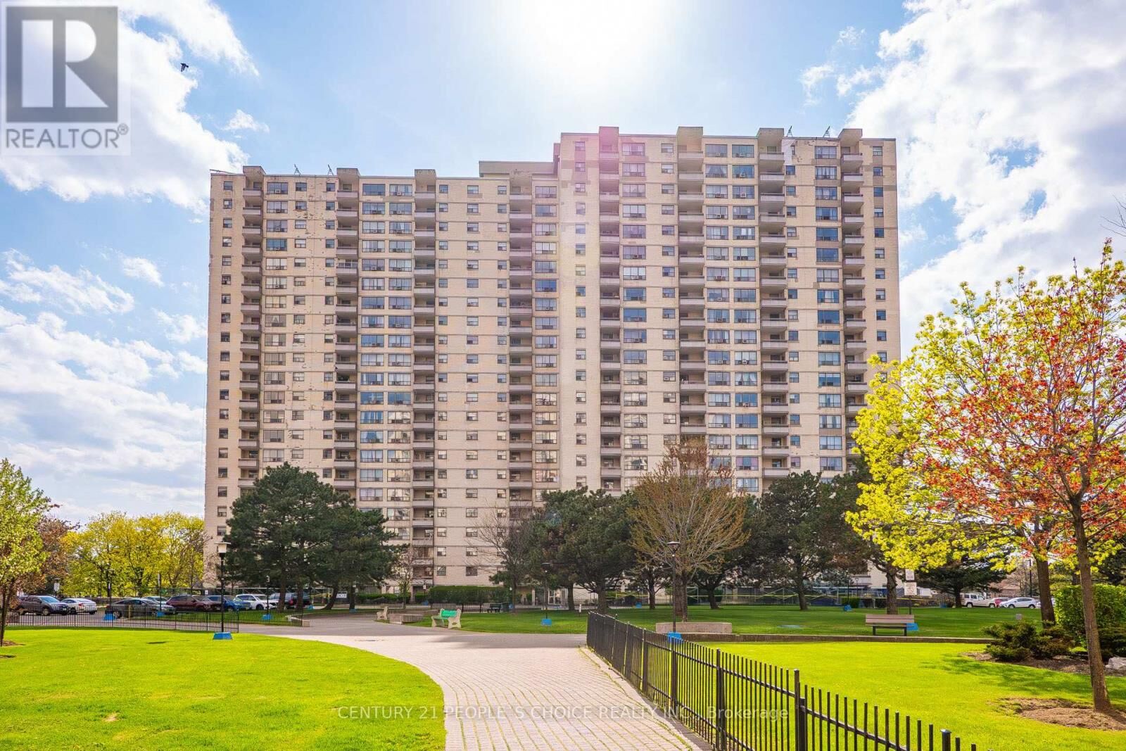 Property Photo:  390 Dixon Road 702  ON M9R 1T4 