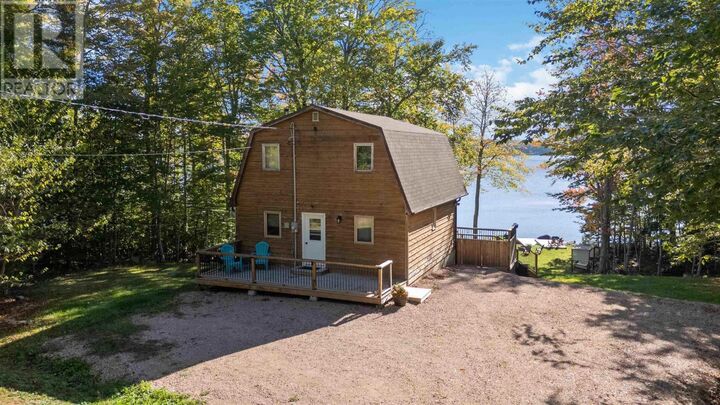 Property Photo:  232 Lakeside Drive  NS B0R 1H0 