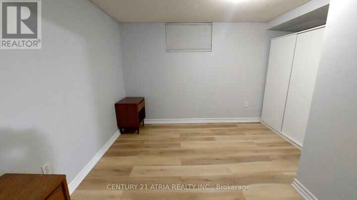 Property Photo:  95 Ionview Road  ON M1K 2Z8 