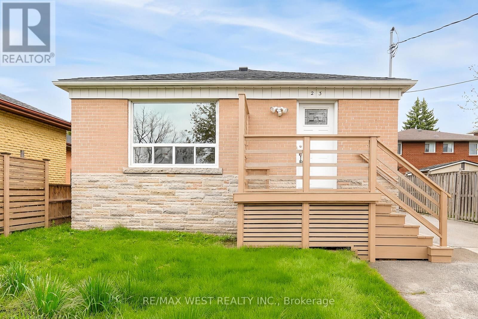 Property Photo:  23 Irwin Road  ON M9W 2P6 