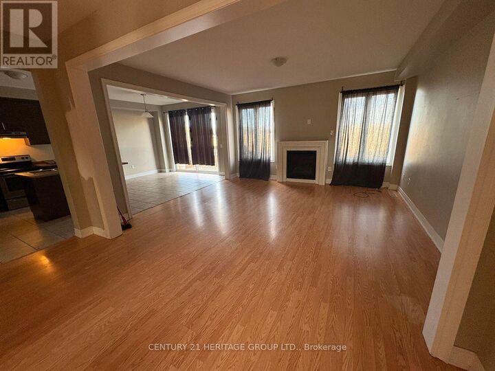 Property Photo:  135 Robert Wilson Crescent  ON L4P 4E5 