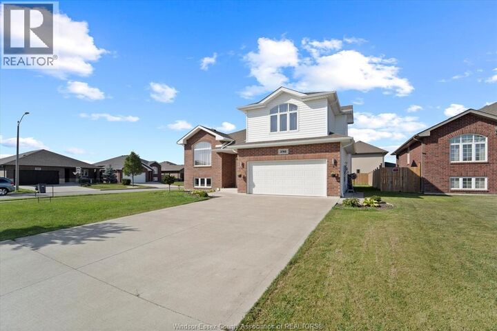 Property Photo:  398 Poplar Drive  ON N8L 0X7 
