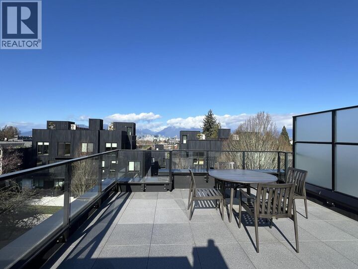 Property Photo:  530 West 28th Avenue 34  BC V5Z 2H1 