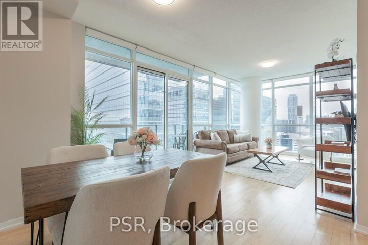 Property Photo:  55 Bremner Boulevard 3101  ON M5J 0A6 