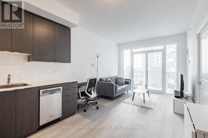 Property Photo:  50 Ann O'Reilly Road 417  ON M2J 0C9 