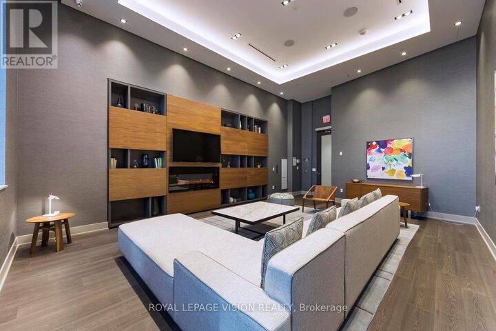 Property Photo:  10 York Street 1006  ON M5J 2Z2 