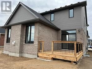 Property Photo:  51 Keba Crescent East  ON N4G 1B5 