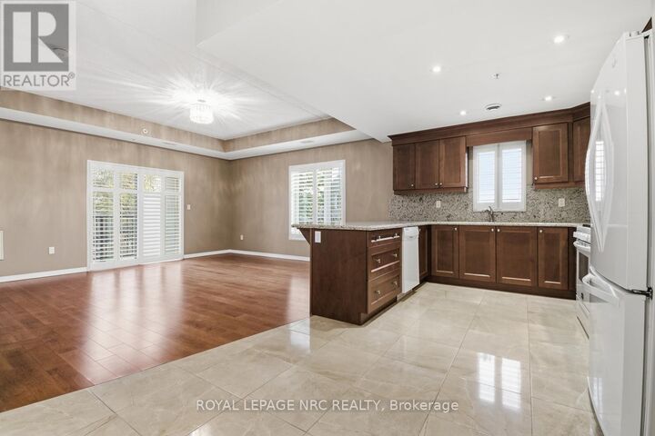 Property Photo:  16 Sullivan Avenue 203  ON L2V 2Y2 