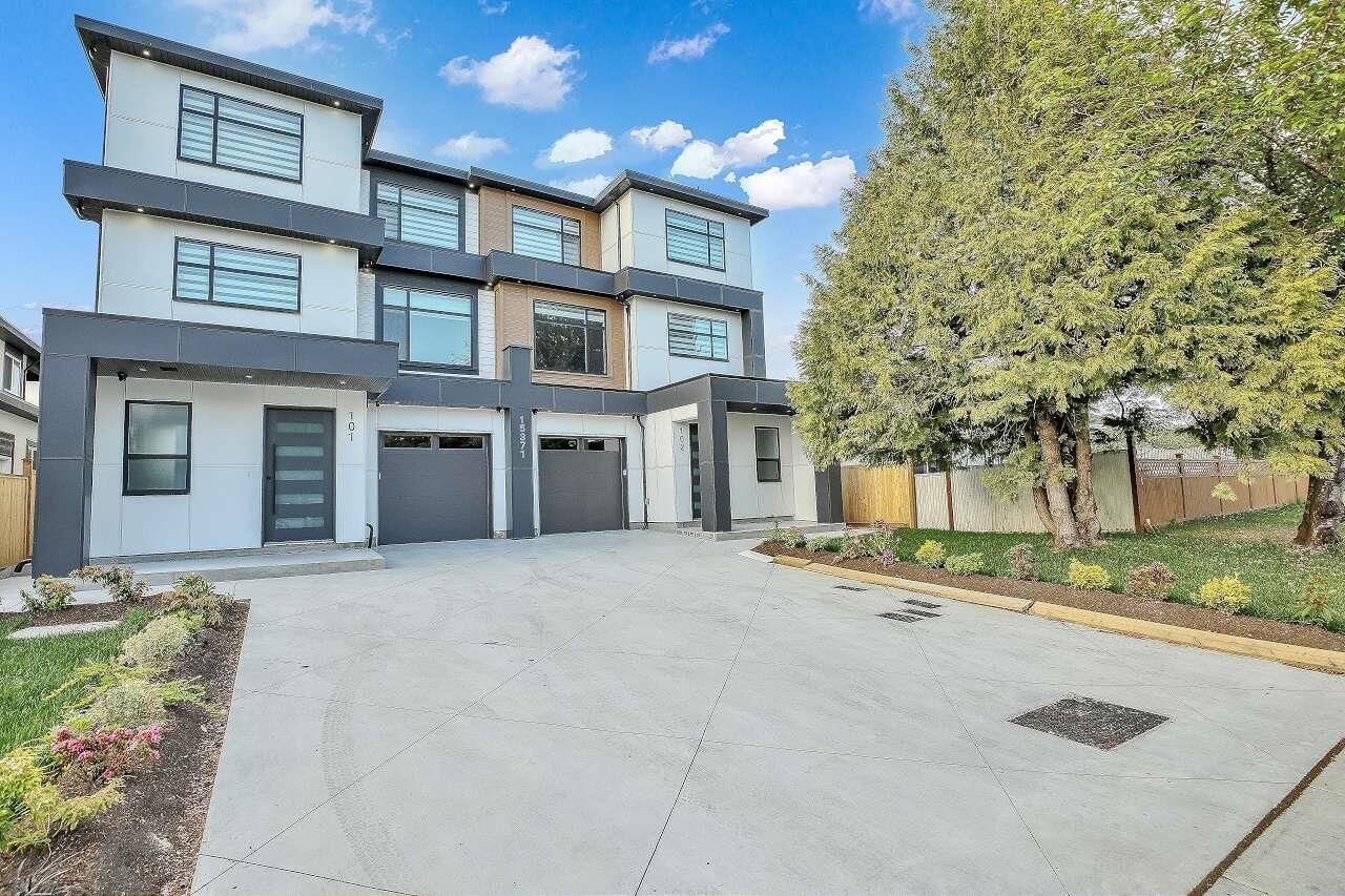 Property Photo:  15371 94 Avenue 102  BC V3R 1E3 
