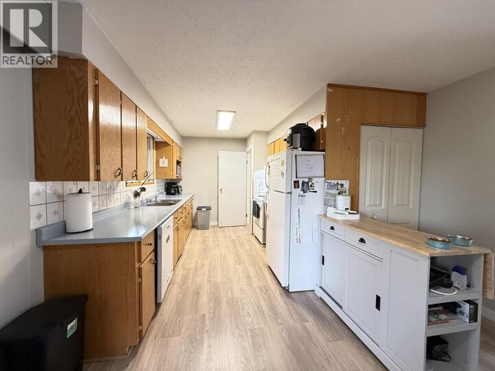 Property Photo: 1055 Ninth Avenue BC V2G 2L2