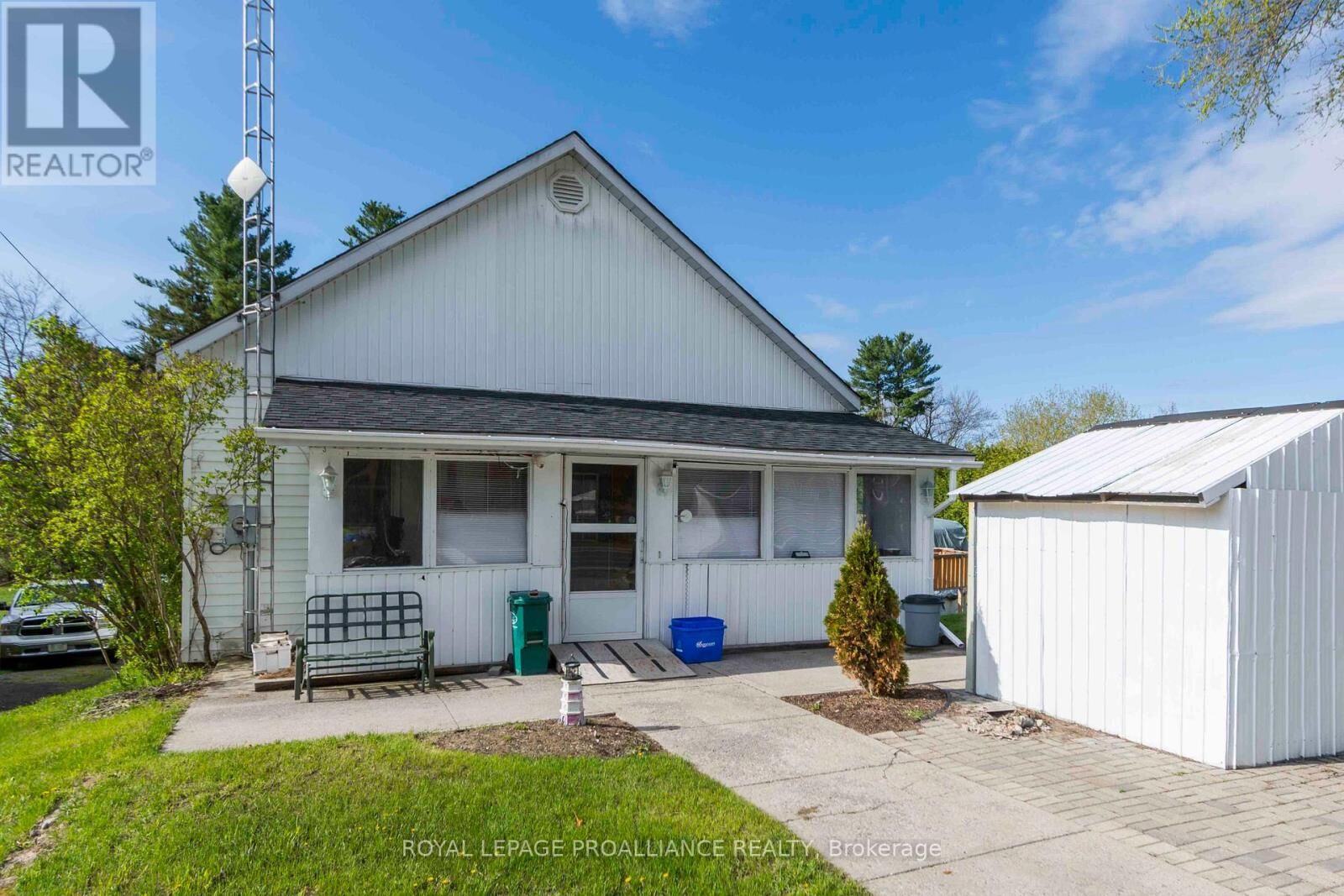 Property Photo:  1625 County Rd 5  ON K0K 2C0 