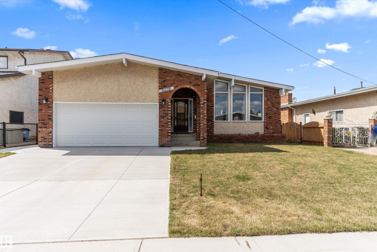 Property Photo:  16128 98 Street NW  AB T5X 4Y7 