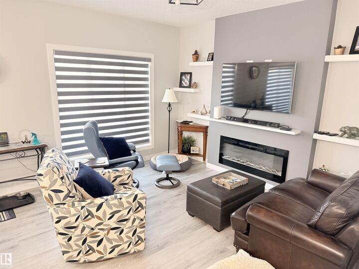 Property Photo:  525 Kleins Court  AB T9E 1M5 