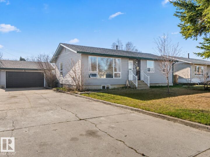 4908 59 Street — photo 1